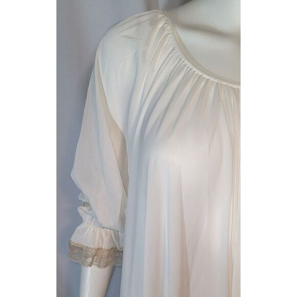 Vintage Colony Club Nightgown - Picture 7 of 9